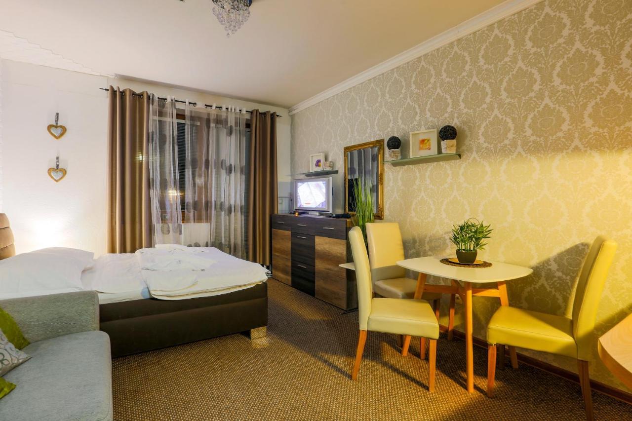 Apartmanovy Dom Fatrapark 1 S Wellness - Hlavna Recepcia Ruzomberok Bagian luar foto
