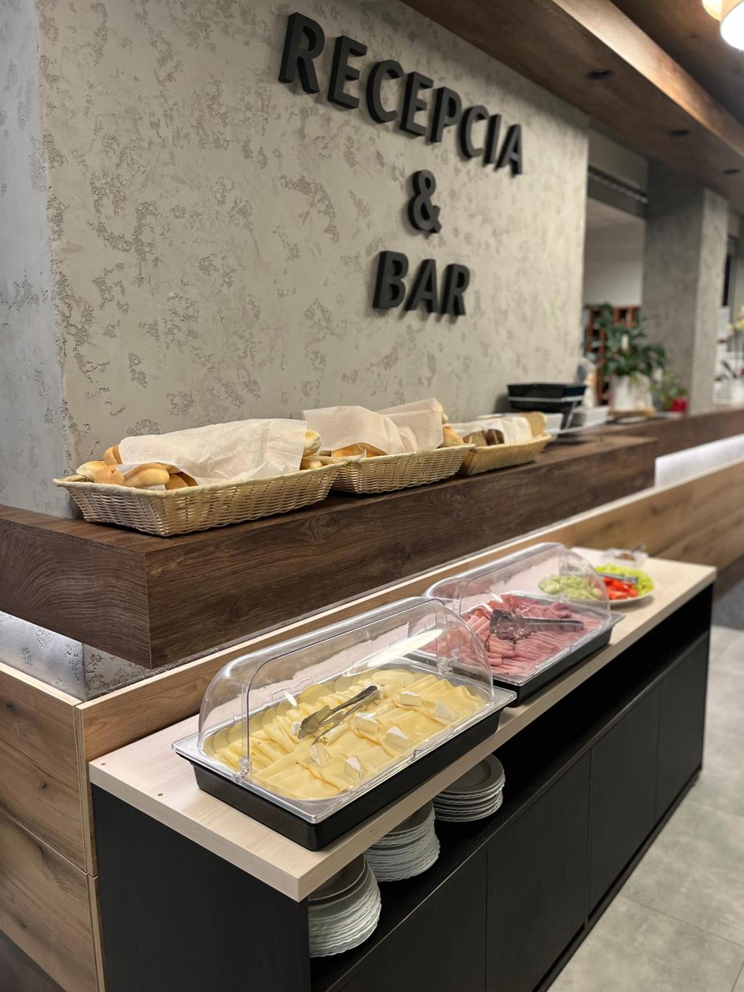 Apartmanovy Dom Fatrapark 1 S Wellness - Hlavna Recepcia Ruzomberok Bagian luar foto