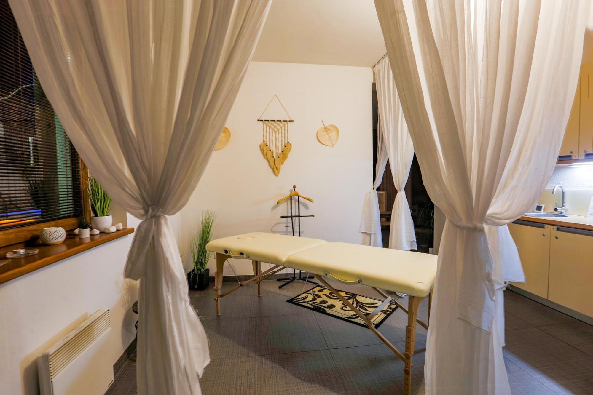Apartmanovy Dom Fatrapark 1 S Wellness - Hlavna Recepcia Ruzomberok Bagian luar foto